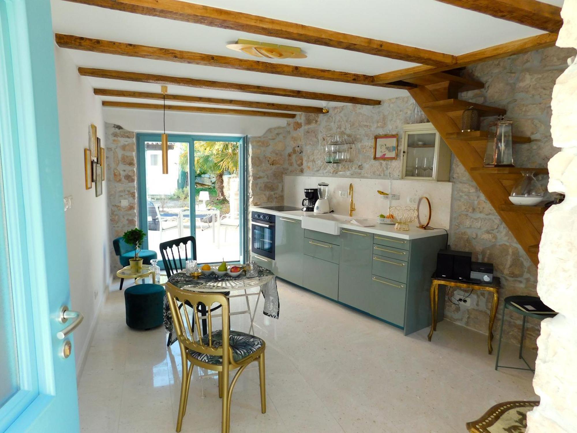 Bezauberndes Steinhaus Mit Garten In Der Altstadt Von Rovinj Dış mekan fotoğraf